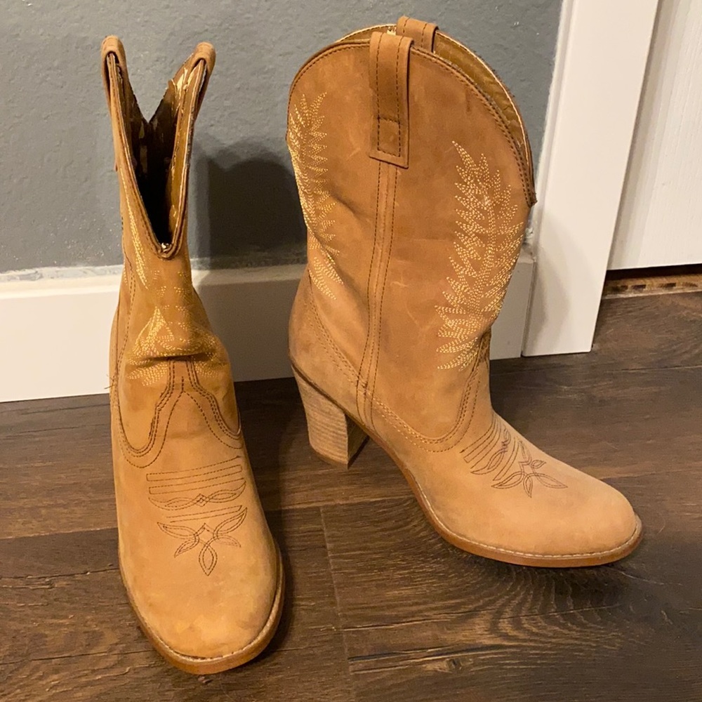 Steve Madden fronteer boots 7